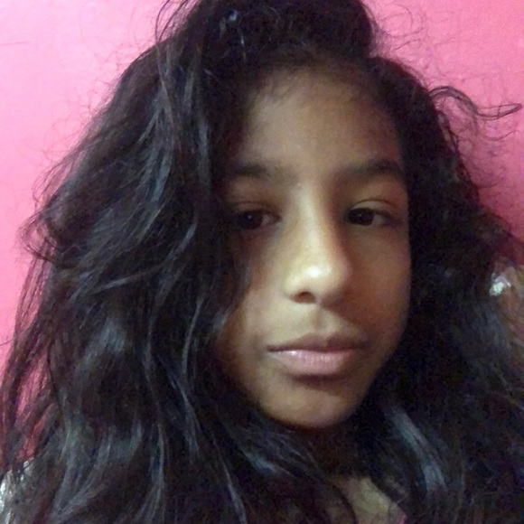 Meet your Posher, Amaya - Picture 1 of 1